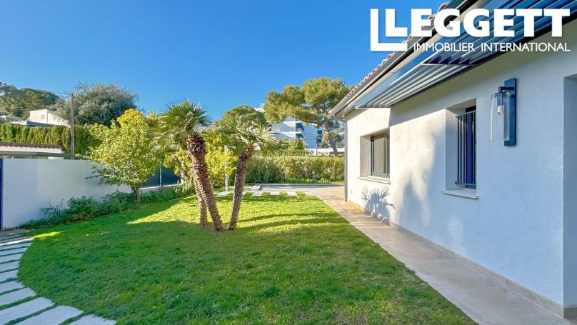 A louer MAISON  D'ARCHITECTE BORD DE MER ROQUEBRUNE CAP MARTIN
