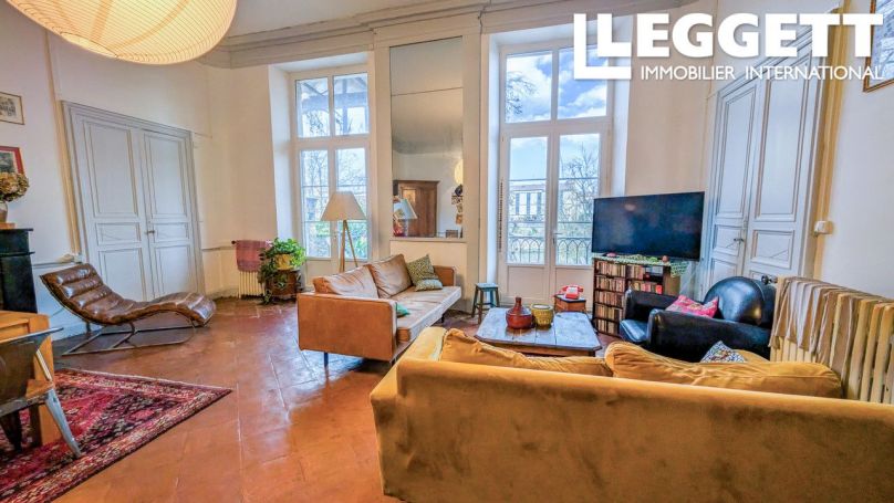 A louer APPARTEMENT T4 170 M2 TERRASSE  LIMOUX