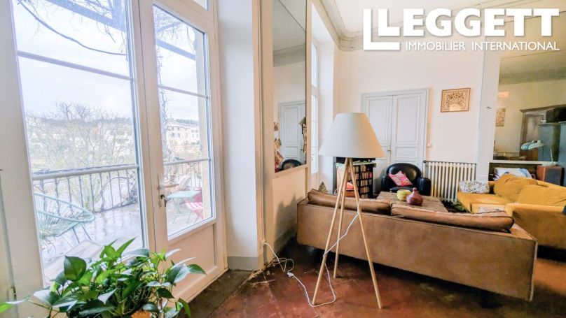 A louer APPARTEMENT T4 170 M2 TERRASSE  LIMOUX