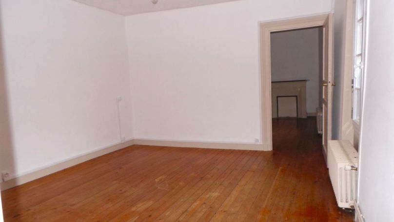 A louer APPARTEMENT T3 78 M2  LA ROCHE SUR YON