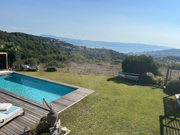 A louer MAISON  4 PIECES 150 M2 BORD DE MER ALATA