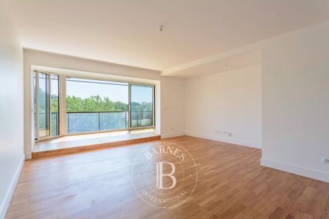 A vendre GRAND  APPARTEMENT T5 119 M² ANGLET