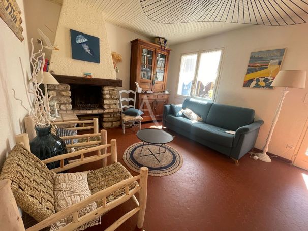 A vendre MAISON  3 PIECES 55 M2 BORD DE MER LONGEVILLE SUR MER