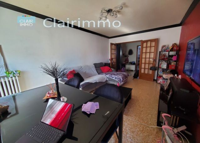A louer APPARTEMENT T3 74 M2 BORD DE MER BERRE L ETANG