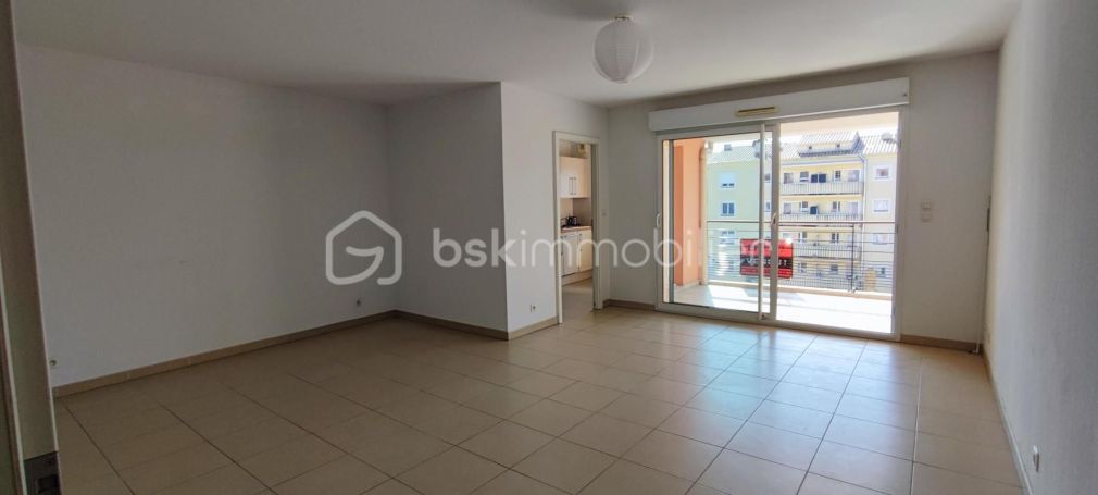 A vendre APPARTEMENT DE PRESTIGE T3 69 M2 TERRASSE VUE MER FREJUS