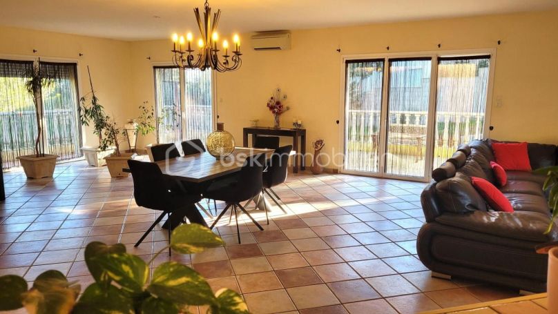 A vendre SECTEUR ROCHE GRISE  VILLA DE 183 M²  Narbonne