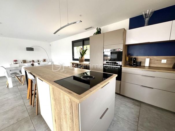A louer MAISON  CONTEMPORAINE  VENEJAN