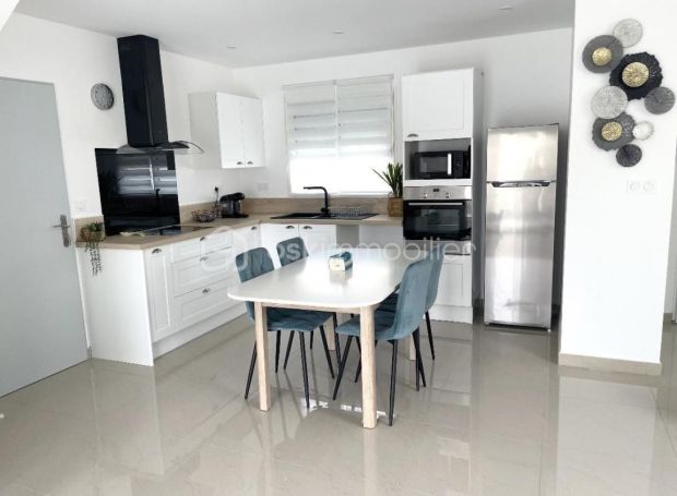 A louer MAISON  5 PIECES 105 M2  CAZOULS LES BEZIERS