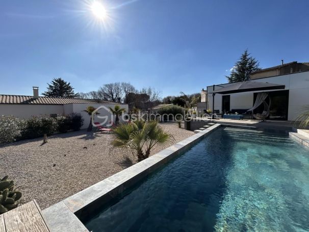 A vendre MAISON  CONTEMPORAINE   ST MARTIN DE LONDRES