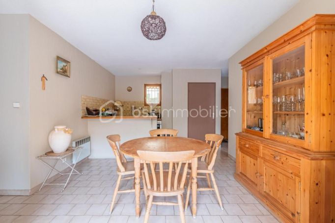 A louer APPARTEMENT T3 46 M2 TERRASSE BORD DE MER SANARY SUR MER