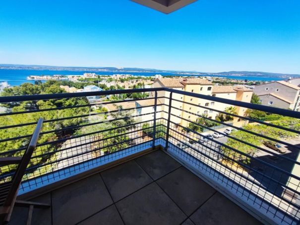 A louer APPARTEMENT T2 24 M2 TERRASSE BORD DE MER SETE