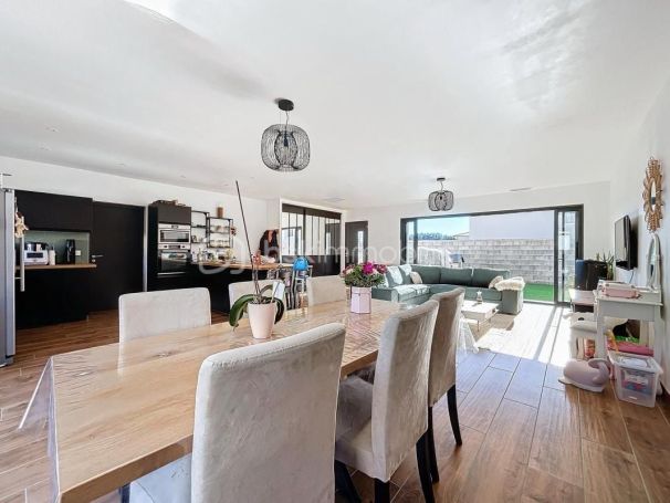 A louer MAISON  CONTEMPORAINE  CLERMONT L HERAULT