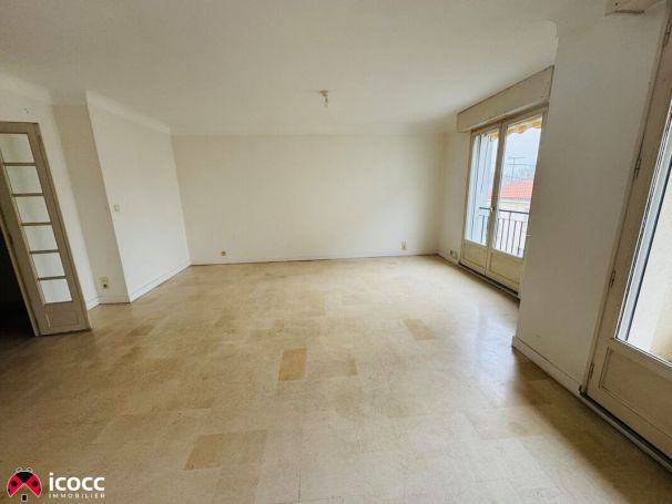 A louer APPARTEMENT DUPLEX T5 98 M2  LA ROCHE SUR YON