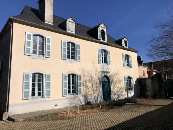 A louer MAISON  DE MAîTRE  MONTAUT