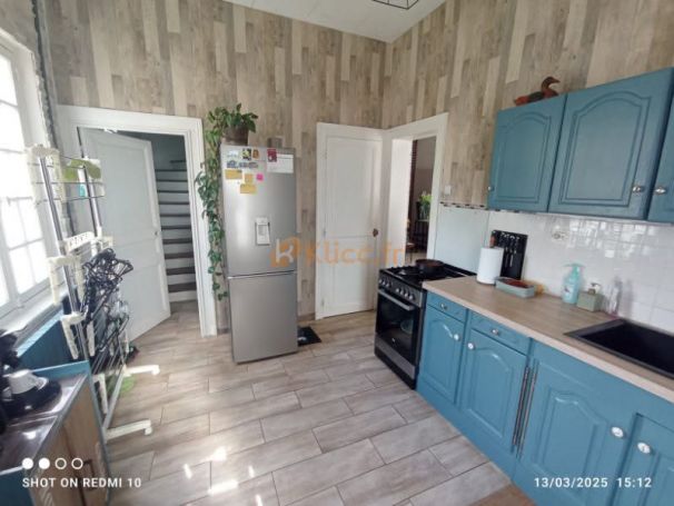 A vendre MAISON  4 PIECES 78 M2  VAL DE SCIE centre ville