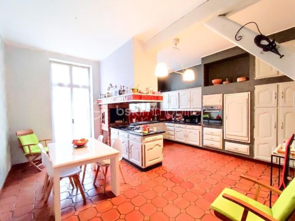 A louer MAISON  DE MAîTRE  BEDARIEUX