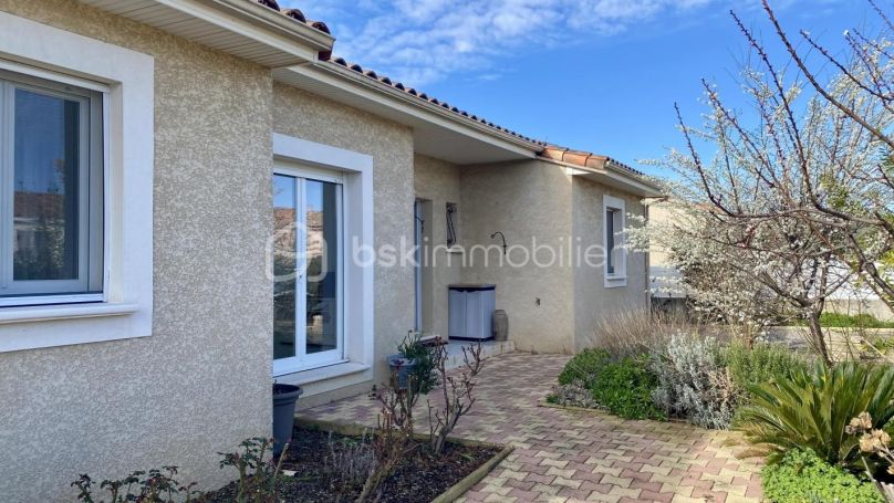 A louer MAISON  5 PIECES 106 M2  SAINT ANDRE DE ROQUELONGUE