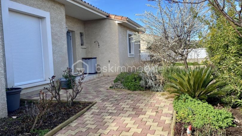 A louer MAISON  5 PIECES 106 M2  SAINT ANDRE DE ROQUELONGUE