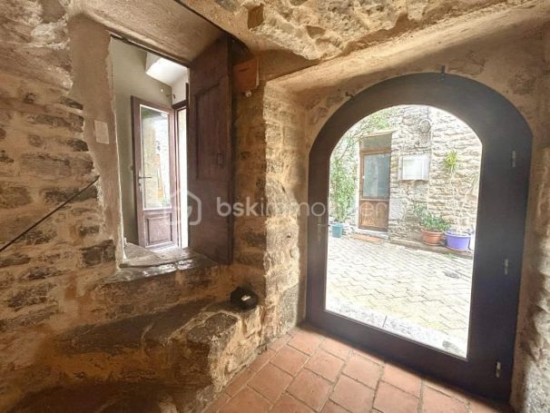 A louer MAISON  DE MAîTRE  VIOLS LE FORT