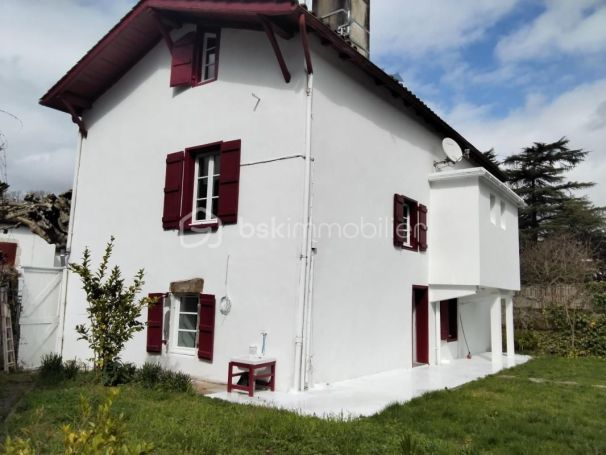 A louer MAISON  DE MAîTRE  LA BASTIDE CLAIRENCE
