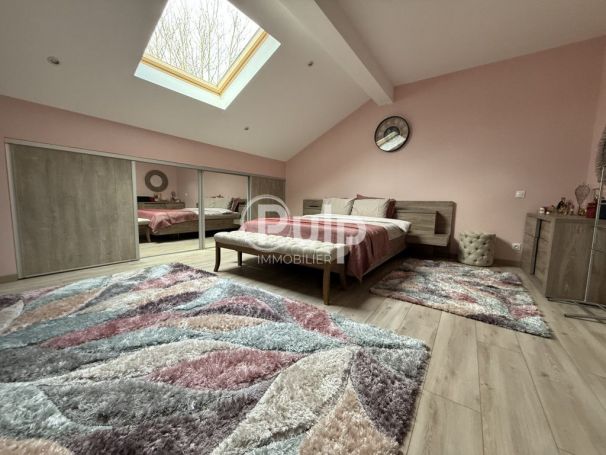 A louer APPARTEMENT DUPLEX T4 118 M2 TERRASSE  BILLY MONTIGNY