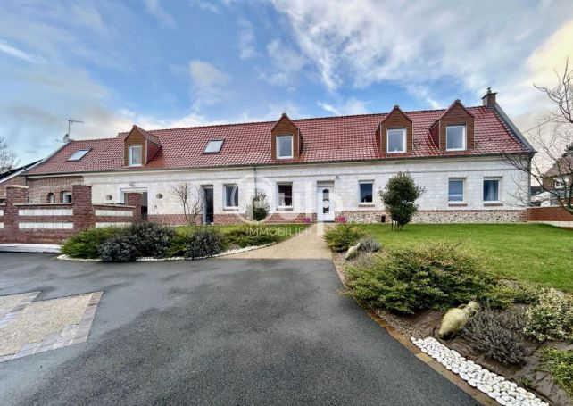 A vendre LONGèRE  8 PIECES 230 M2  BEAUMETZ LES LOGES