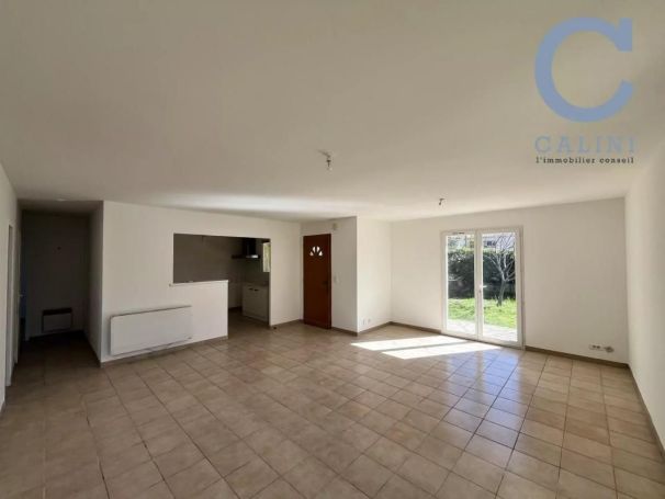 A louer MAISON  4 PIECES 84 M2  LA CALMETTE