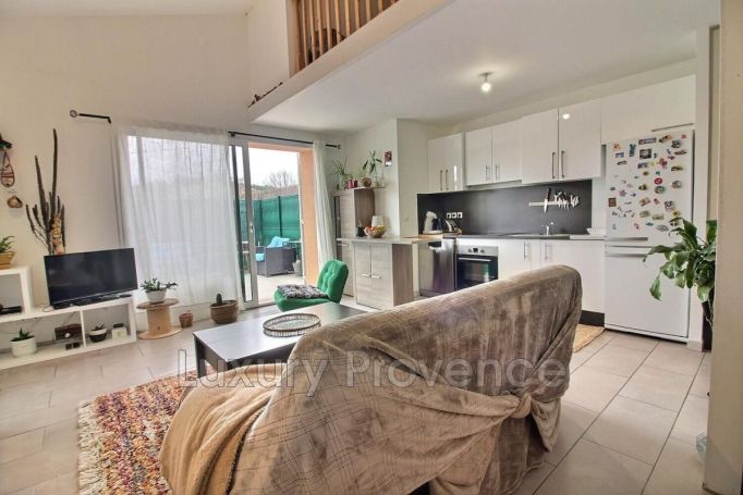 A louer APPARTEMENT DUPLEX T3 66 M2 TERRASSE  MEYREUIL