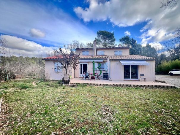 A louer MAISON  5 PIECES 123 M2  PONTEVES