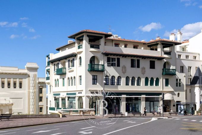 A vendre APPARTEMENT T3 104 M² PROCHE PLAGE BIARRITZ