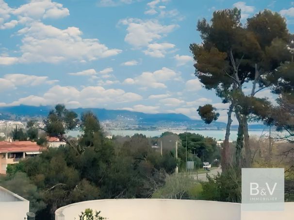 A vendre Appartement T4 76 M² vue mer VILLEUNEUVE LOUBET