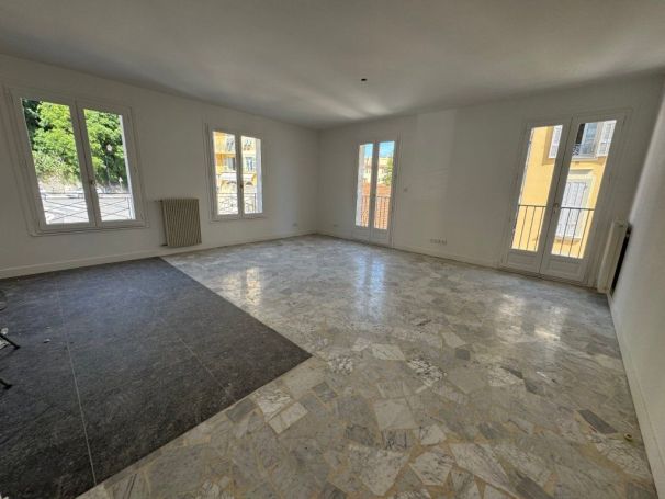 A vendre RARE! NICE PORT 2P 57 mÂ² VUE MER 06300 Nice