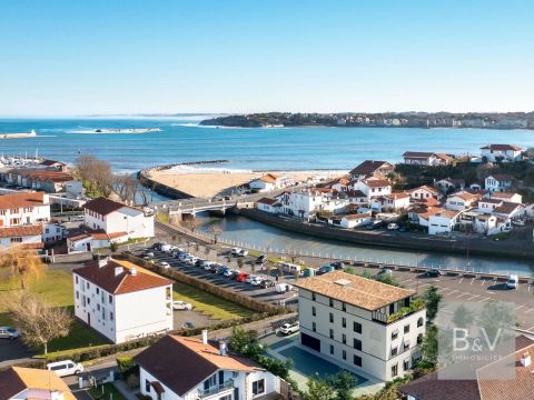 A vendre APPARTEMENT DE PRESTIGE T3 71 M2 BORD DE MER URRUGNE