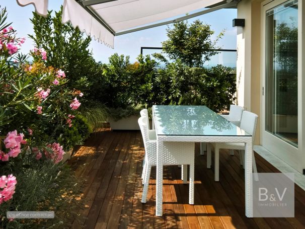 A vendre APPARTEMENT DE PRESTIGE T2 43 M2 TERRASSE BORD DE MER ANGLET