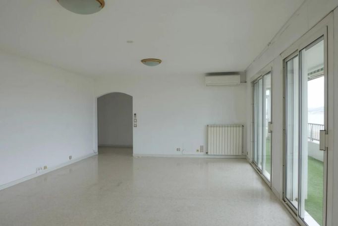 A louer APPARTEMENT T4 115 M2 TERRASSE BORD DE MER MARTIGUES