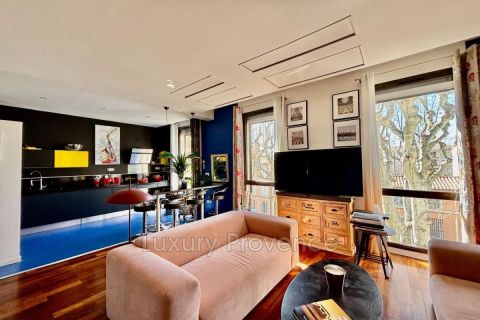 A louer APPARTEMENT T3 85 M2  AIX EN PROVENCE