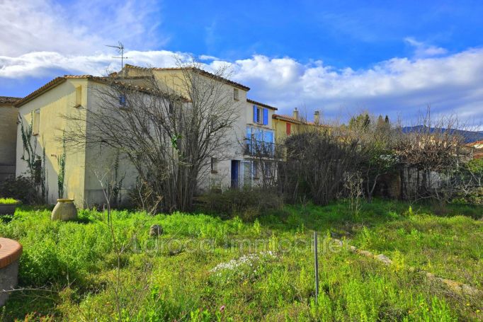 A vendre MAISON  5 PIECES 177 M2  SOREDE Village