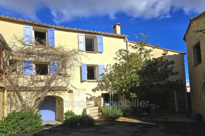 A vendre MAISON  5 PIECES 177 M2  SOREDE Village