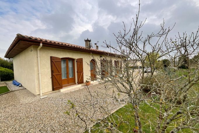 A vendre MAISON  4 PIECES 106 M2  QUEYRAC campagne