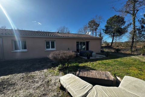 A vendre MAISON  4 PIECES 98 M2 BORD DE MER HOURTIN