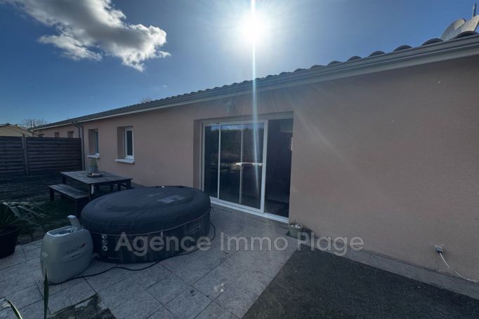 A vendre MAISON  4 PIECES 98 M2 BORD DE MER HOURTIN