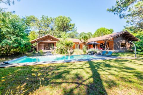 A vendre MAISON  5 PIECES 170 M2 PLAGE à PIED MOLIETS ET MAA