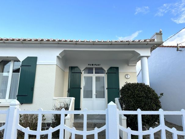 A vendre MAISON  4 PIECES 97 M2 BORD DE MER SAINT GILLES CROIX DE VIE
