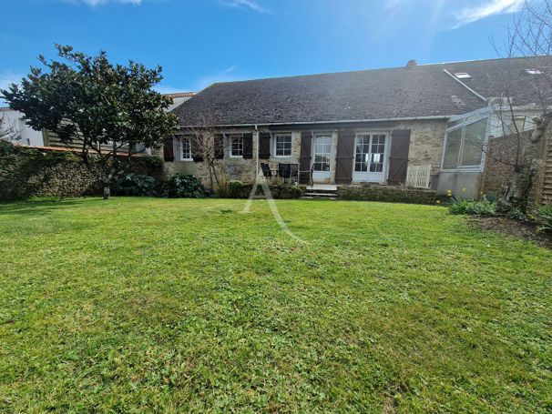 A vendre MAISON  DE MAîTRE BORD DE MER TALMONT SAINT HILAIRE