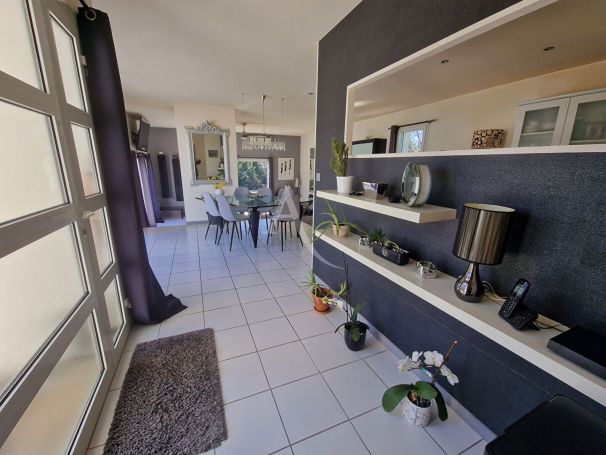 A vendre MAISON  DE MAîTRE BORD DE MER TALMONT SAINT HILAIRE
