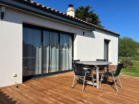 A vendre MAISON  4 PIECES 85 M2 BORD DE MER TALMONT SAINT HILAIRE
