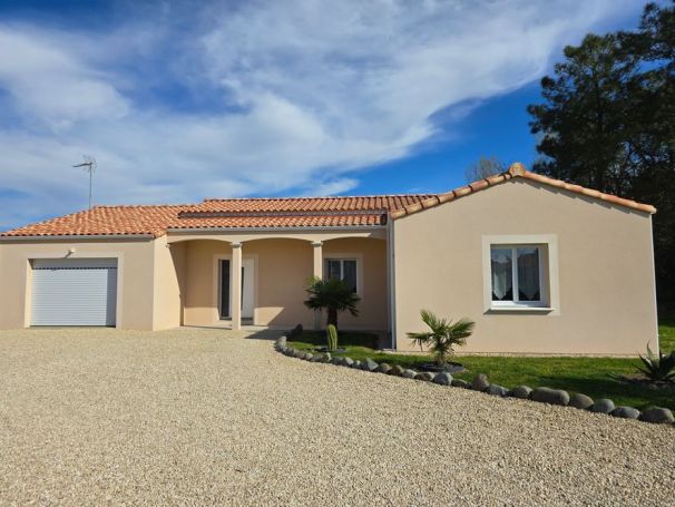 A vendre MAISON  5 PIECES 146 M2 BORD DE MER SAINT JEAN DE MONTS