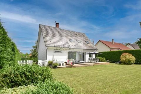A louer MAISON  7 PIECES 120 M2  STELLA