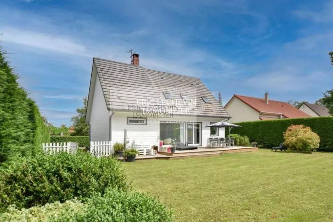 A louer MAISON  7 PIECES 120 M2  STELLA