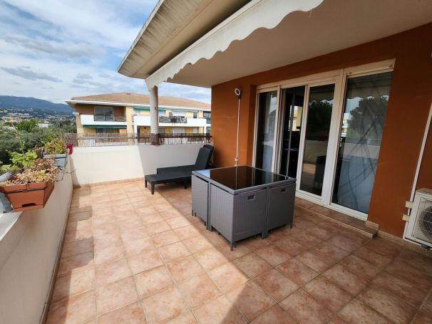 A louer APPARTEMENT T3 74 M2 TERRASSE  MARSEILLE 13EME
